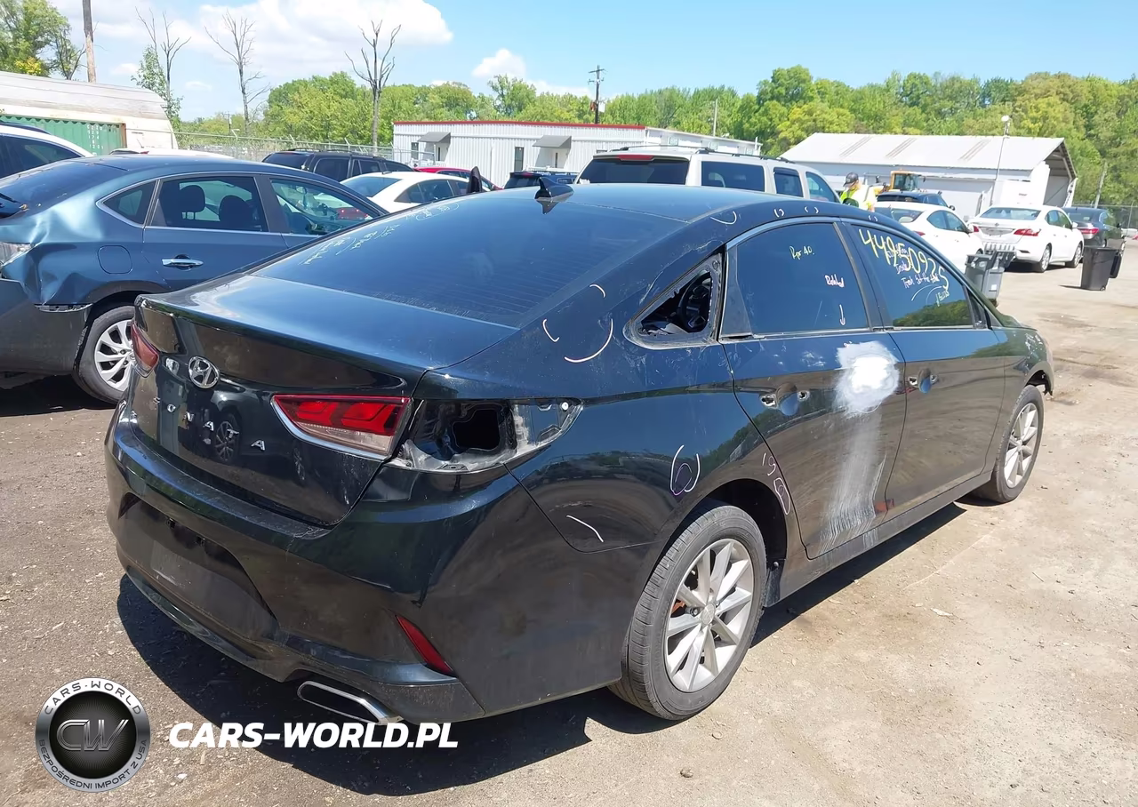 2018 Hyundai Sonata Se VIN:5NPE24AF2JH621027 - 4