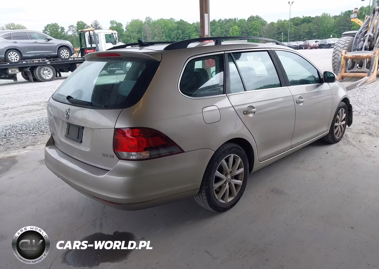 2013 Volkswagen Jetta Sportwagen 2.5L Se VIN:3VWPP7AJ7DM609306 - 4