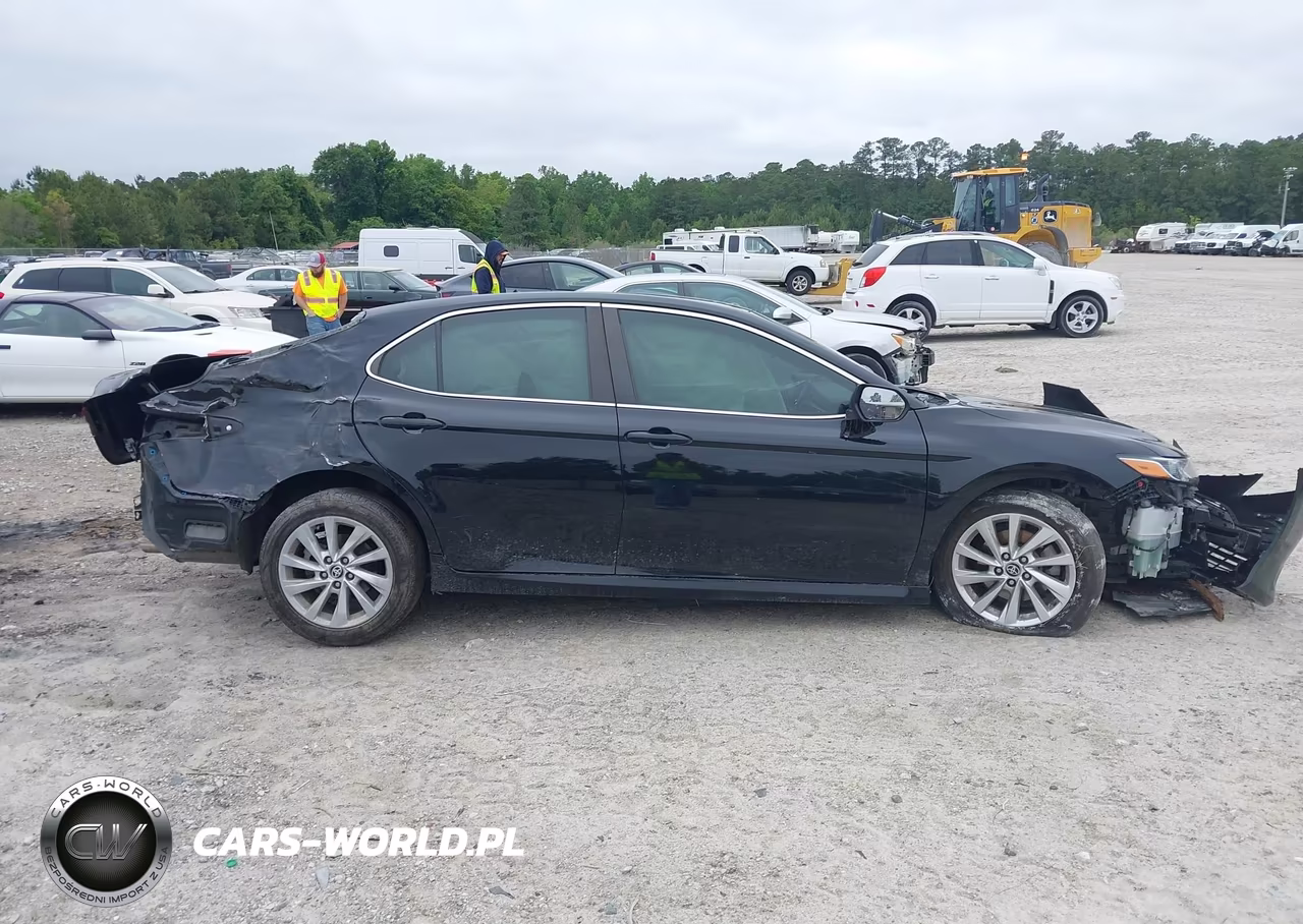 2023 Toyota Camry Le VIN:4T1C11AK2PU747825 - 13