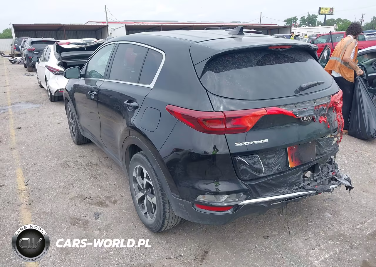 2021 Kia Sportage Lx VIN:KNDPM3AC2M7917144 - 3
