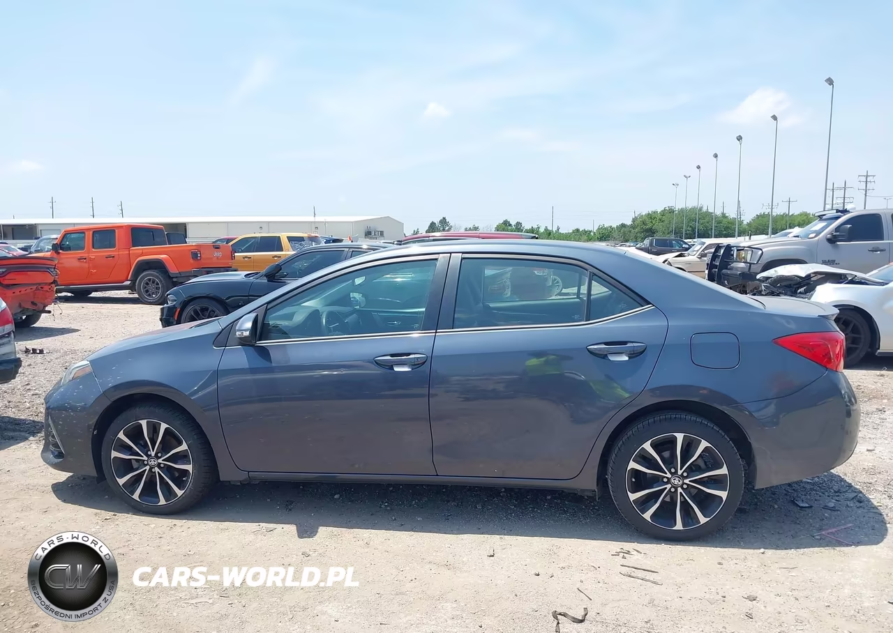 2017 Toyota Corolla Se VIN:5YFBURHE8HP736235 - 14