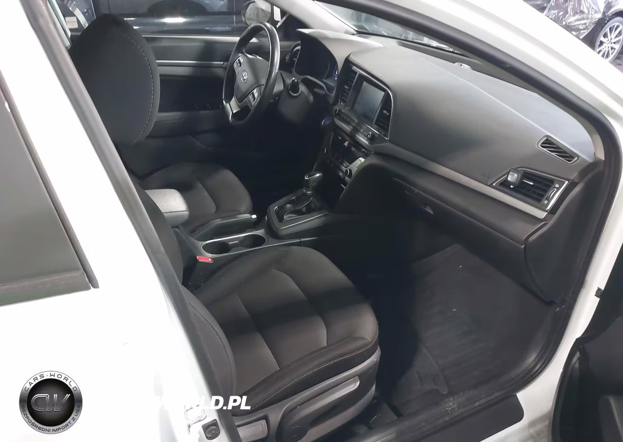 2018 Hyundai Elantra Value Edition VIN:5NPD84LF7JH286953 - 5