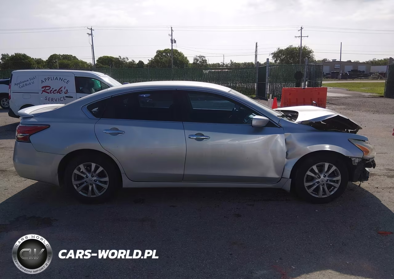 2014 Nissan Altima 2.5 S VIN:1N4AL3AP4EC151444 - 13