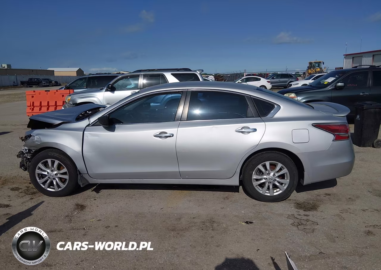 2014 Nissan Altima 2.5 S VIN:1N4AL3AP4EC151444 - 14