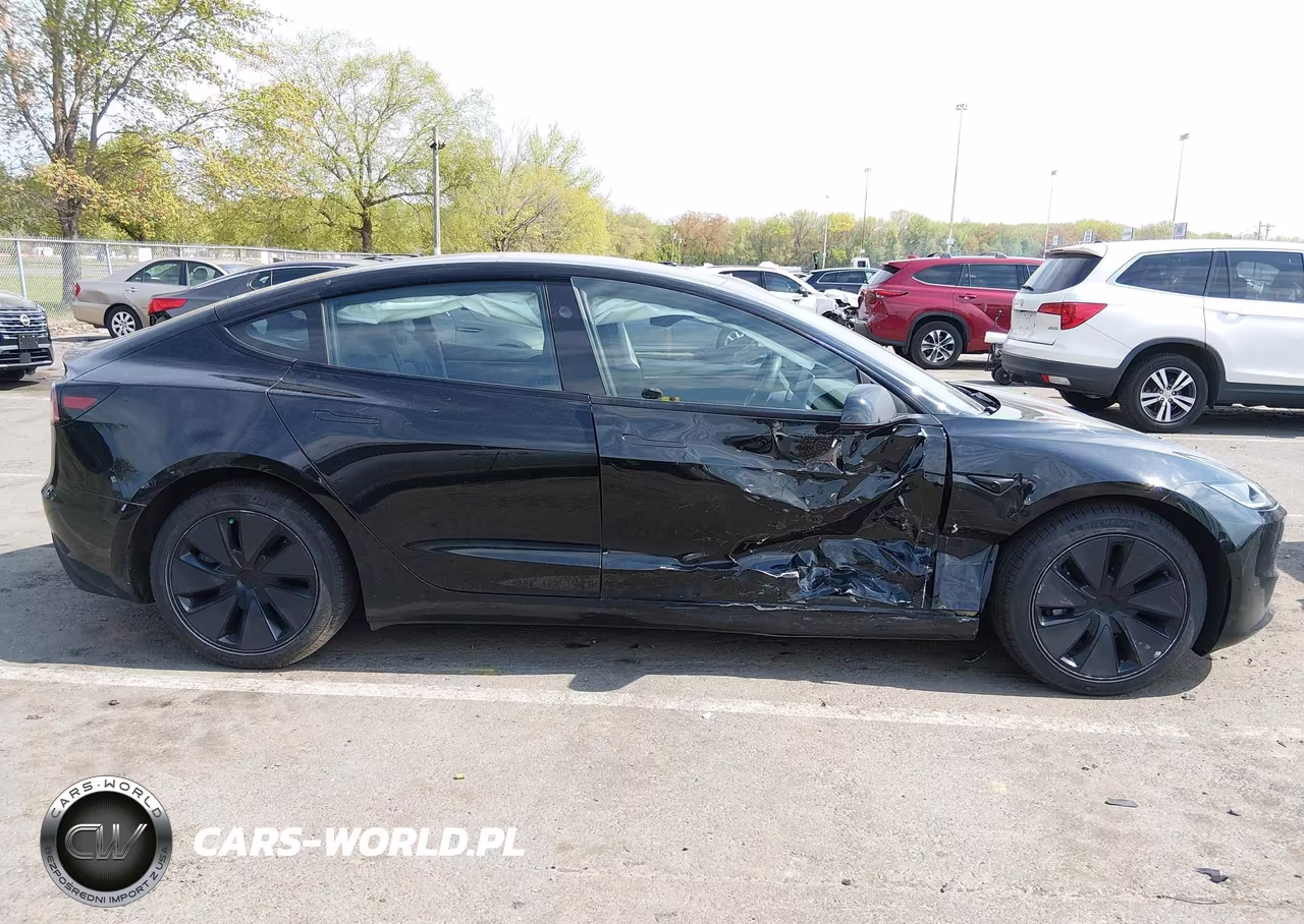 2024 Tesla Model 3 Long Range Dual Motor All-Wheel Drive VIN:5YJ3E1EB9RF735461 - 6