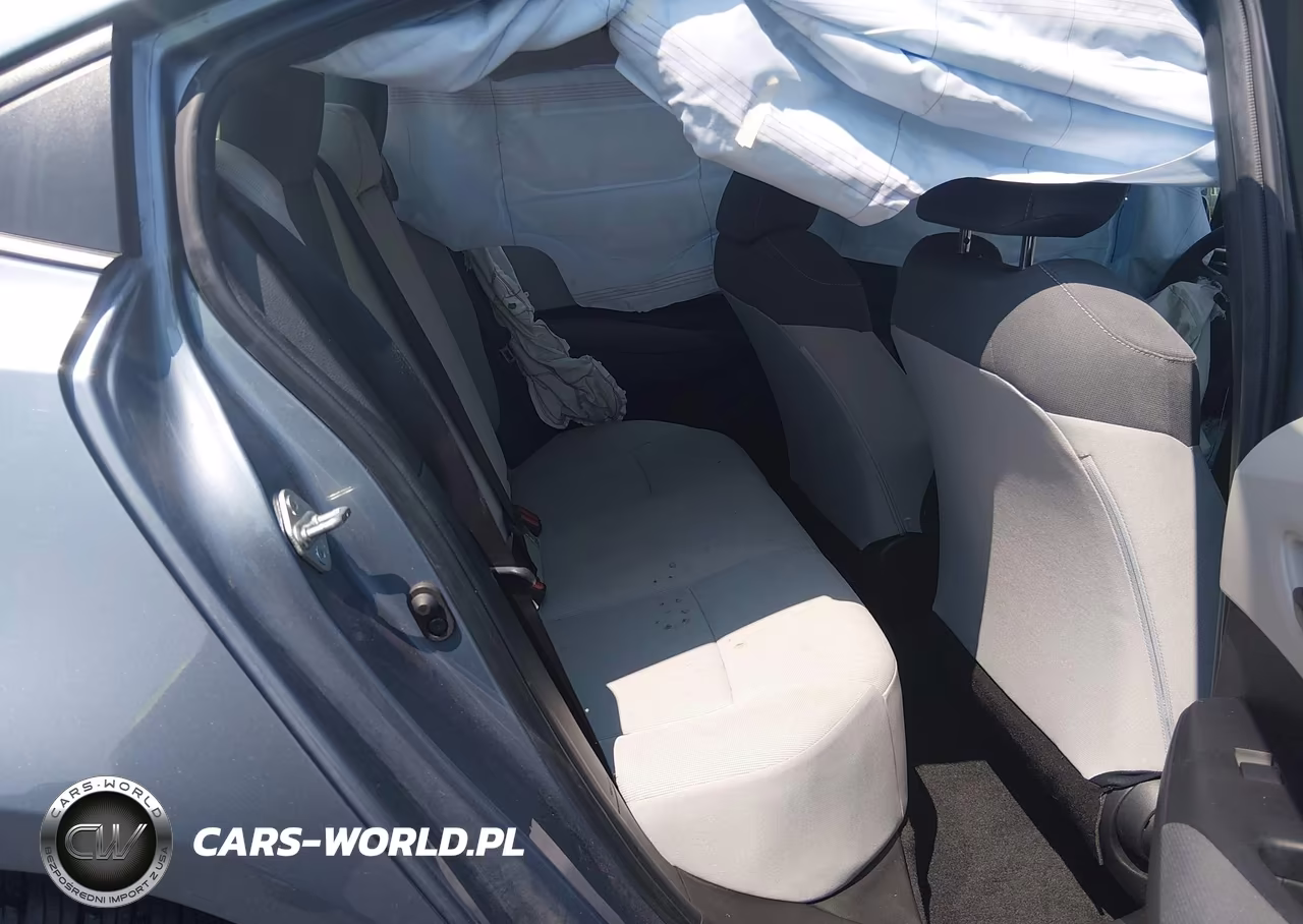 2022 Toyota Corolla Le VIN:JTDEPMAE9N3018912 - 8