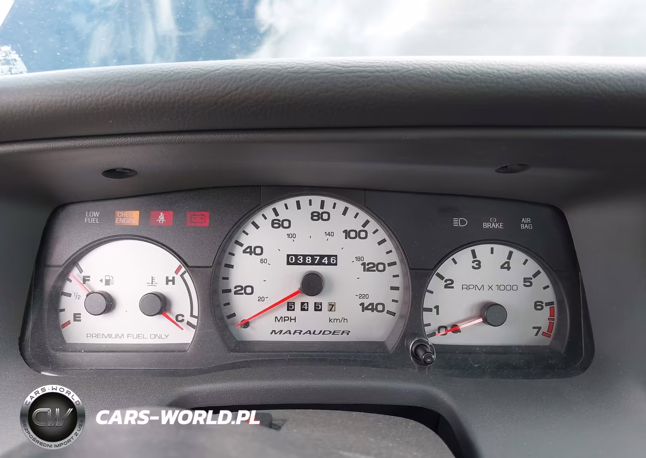 2003 Mercury Marauder VIN:2MEHM75V63X625091 - 7