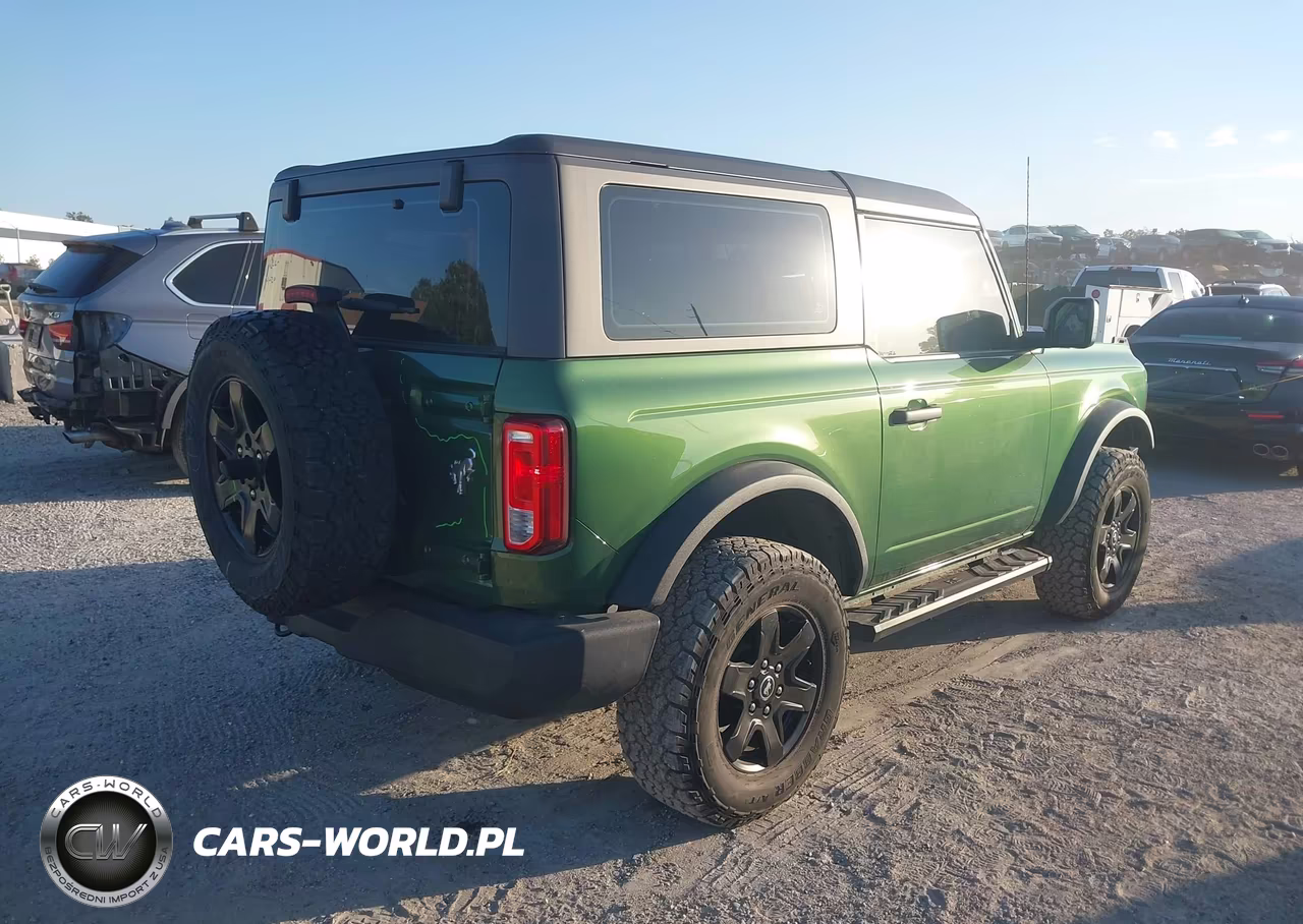 2022 Ford Bronco VIN:1FMDE5AHXNLB08129 - 4