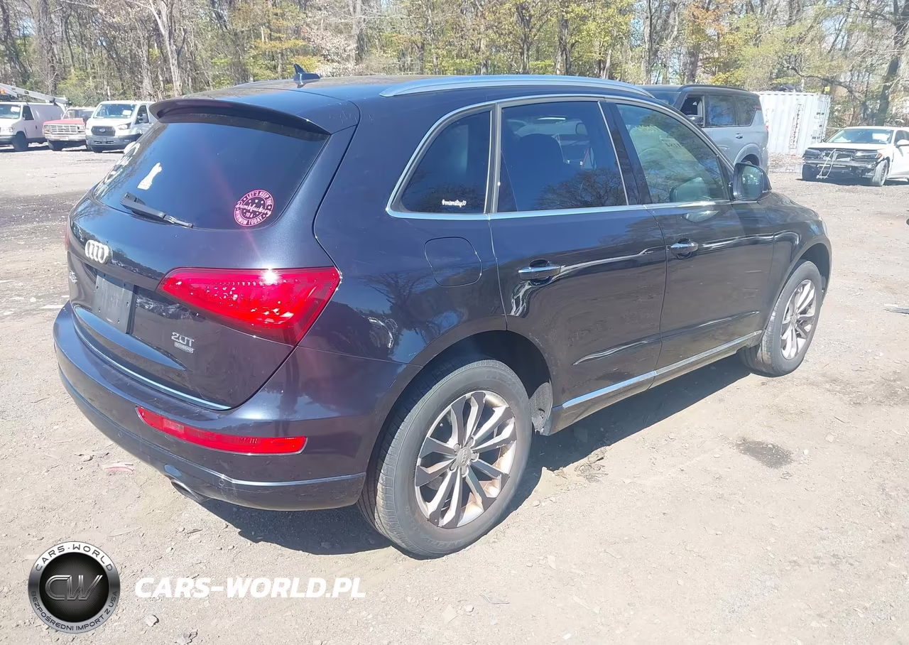 2015 Audi Q5 2.0T Premium VIN:WA1LFAFPXFA145274 - 4