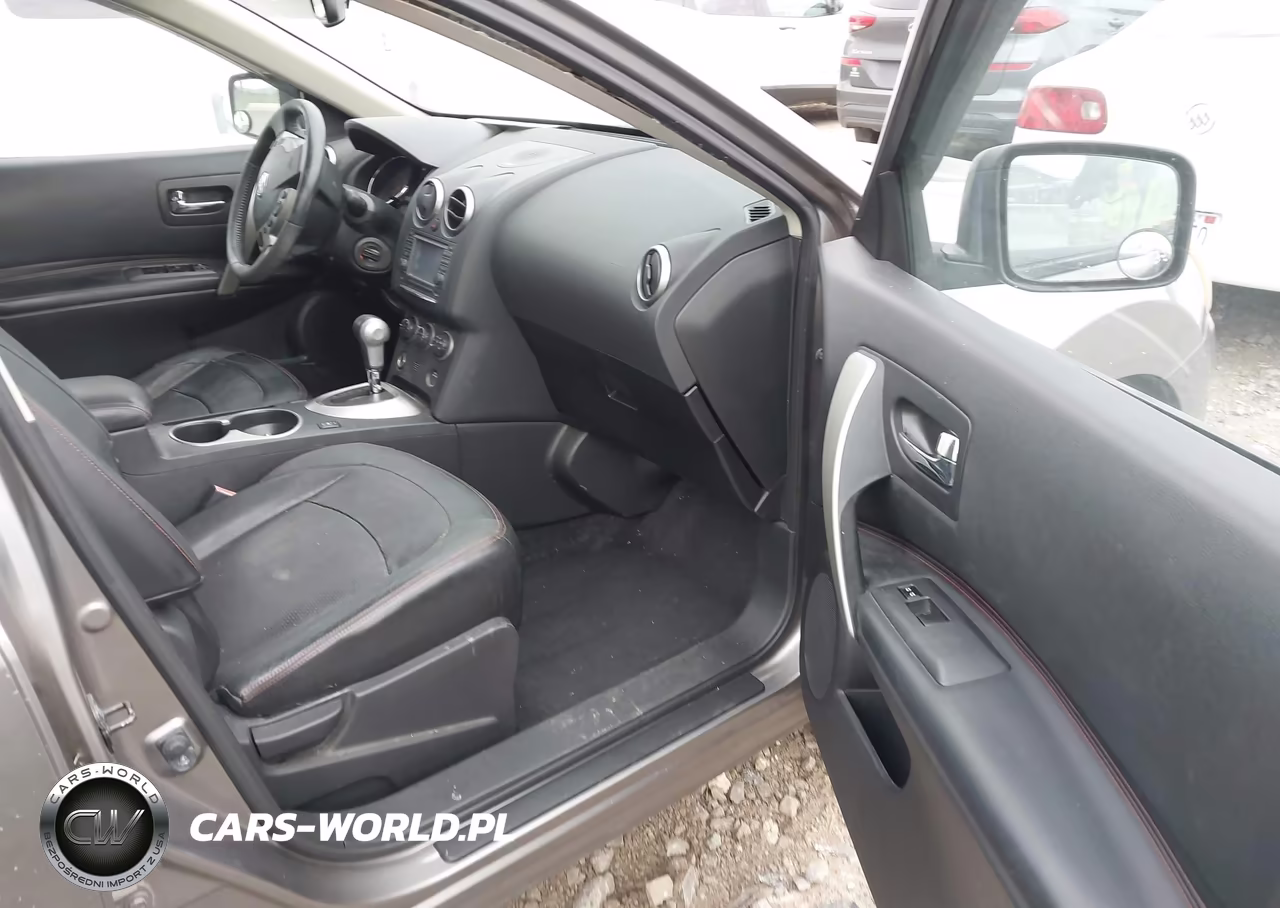 2011 Nissan Rogue Sv VIN:JN8AS5MV1BW256606 - 5
