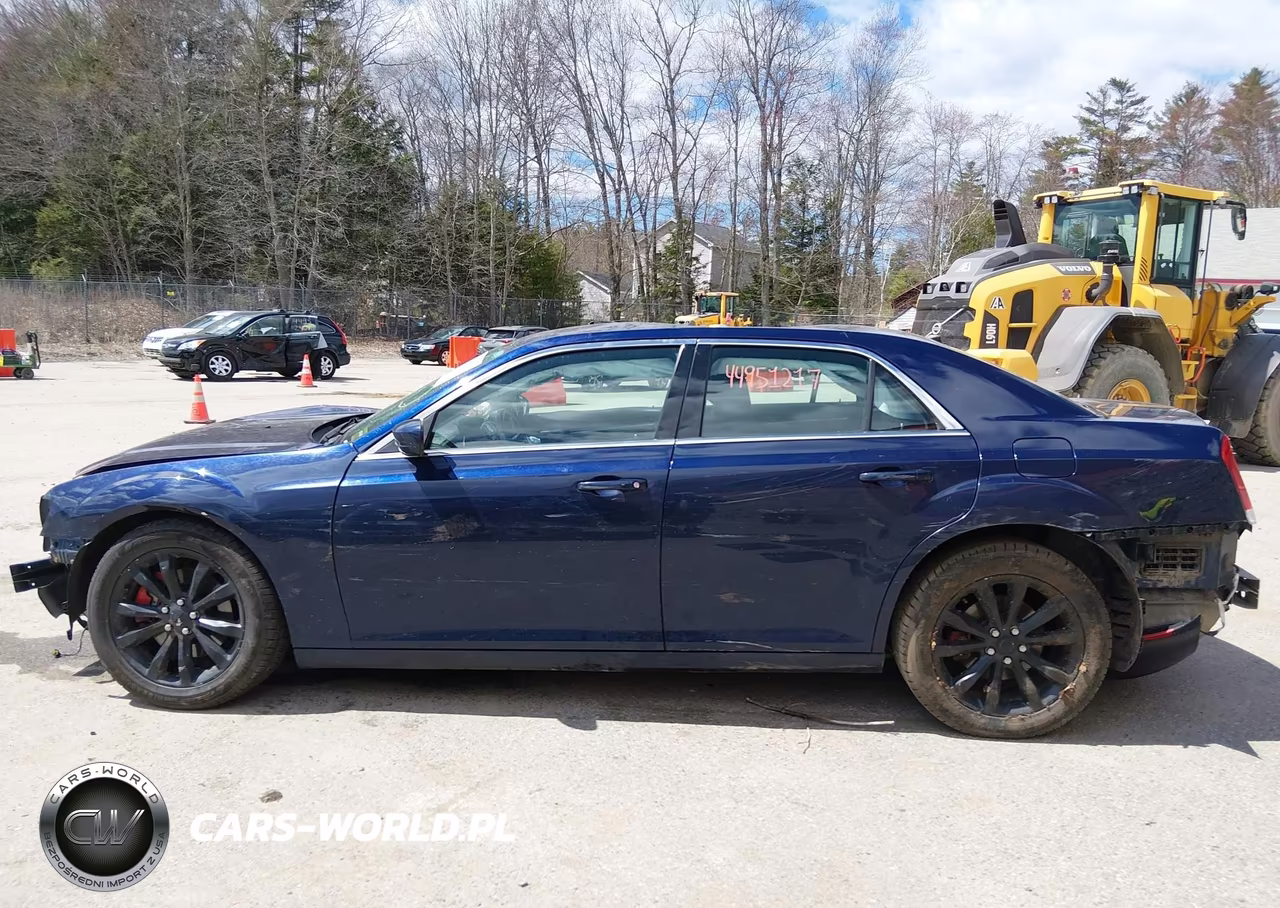 2015 Chrysler 300 Limited VIN:2C3CCARG5FH760699 - 15