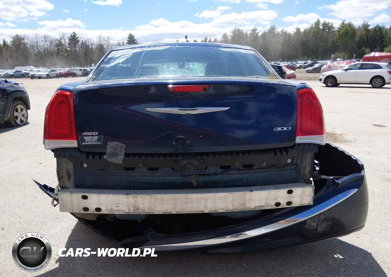 2015 Chrysler 300 Limited VIN:2C3CCARG5FH760699 - 17