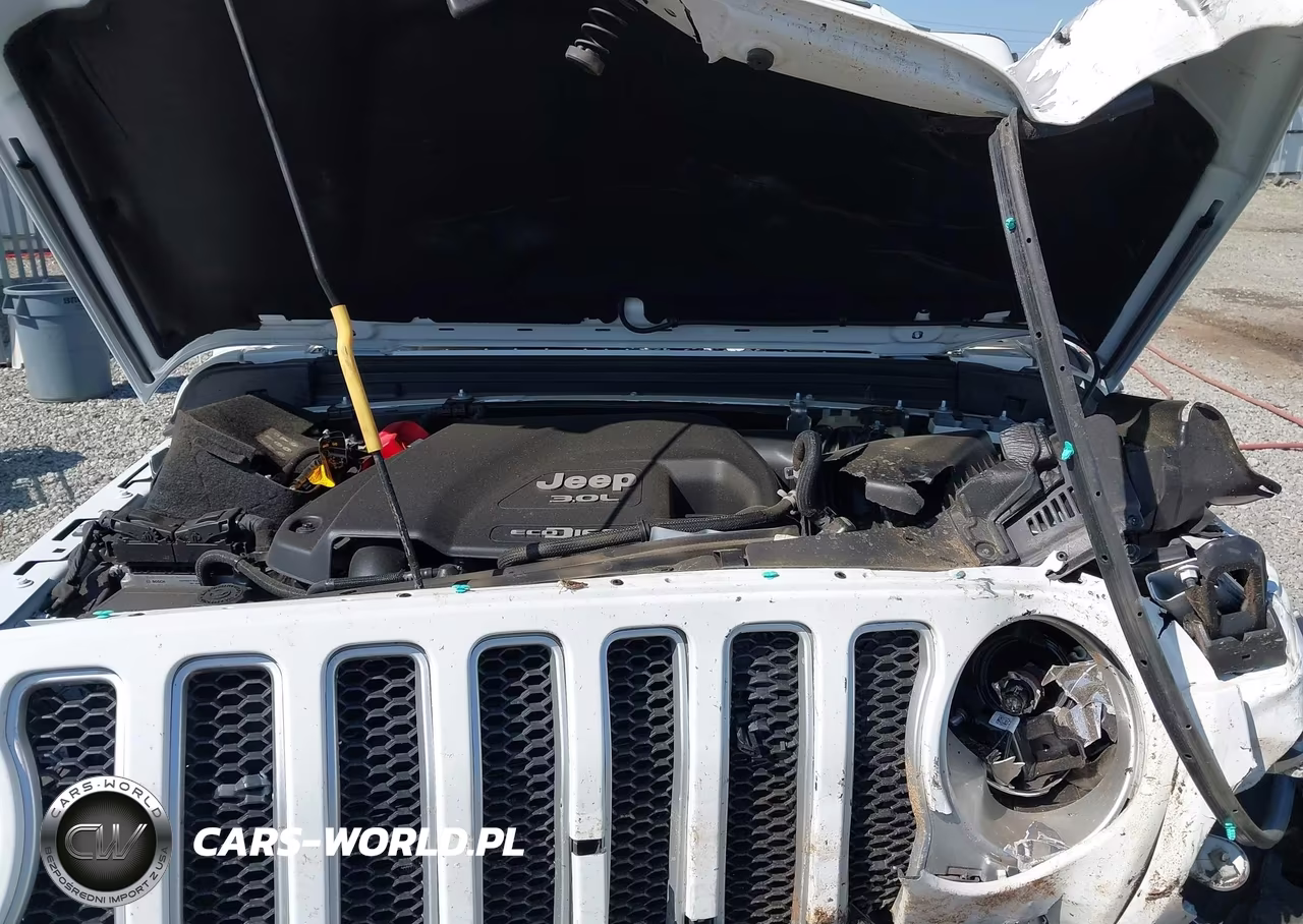 2022 Jeep Wrangler Unlimited Sahara 4X4 VIN:1C4HJXEM6NW135363 - 10