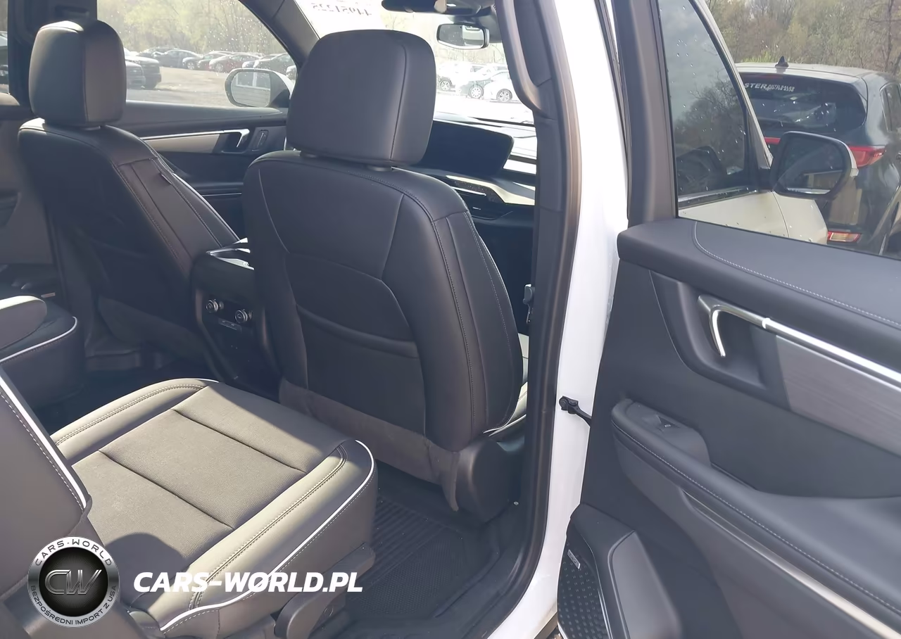2025 Buick Enclave Preferred Fwd VIN:5GAEVARS3SJ119127 - 8