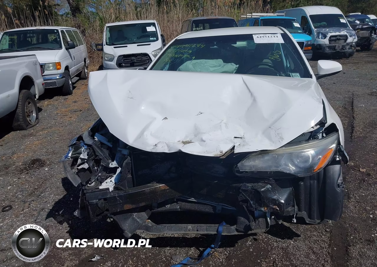 2017 Toyota Camry Le VIN:4T1BF1FKXHU373942 - 6