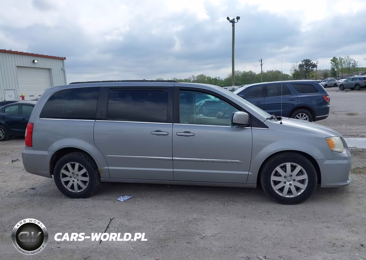 2014 Chrysler Town & Country Touring VIN:2C4RC1BG6ER383549 - 13