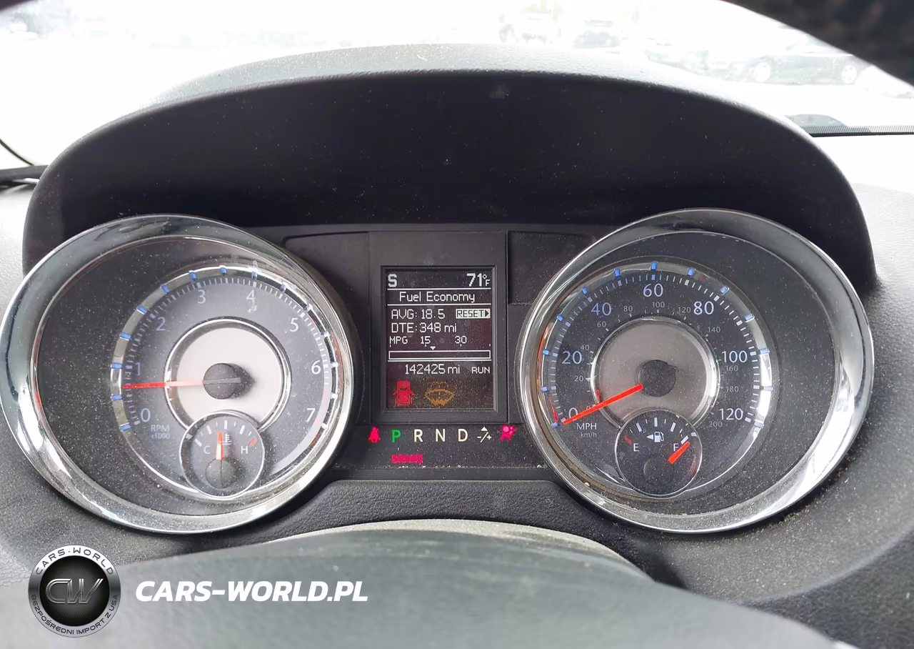 2014 Chrysler Town & Country Touring VIN:2C4RC1BG6ER383549 - 7