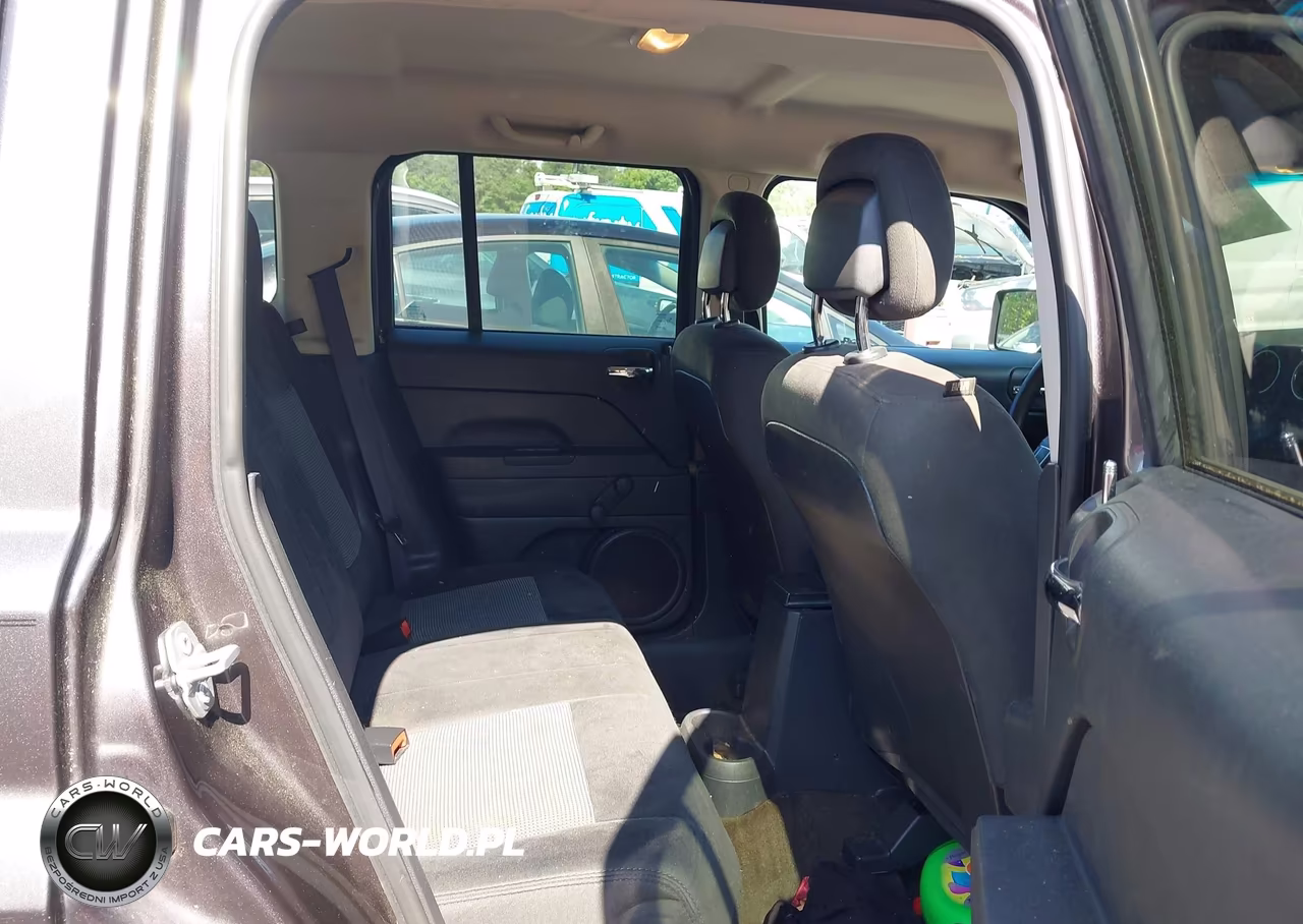 2016 Jeep Patriot Sport VIN:1C4NJPBAXGD761302 - 8