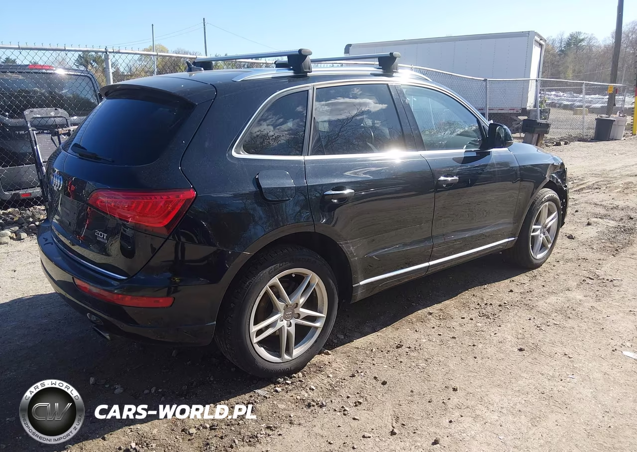 2017 Audi Q5 2.0T Premium VIN:WA1C2AFP8HA096932 - 4