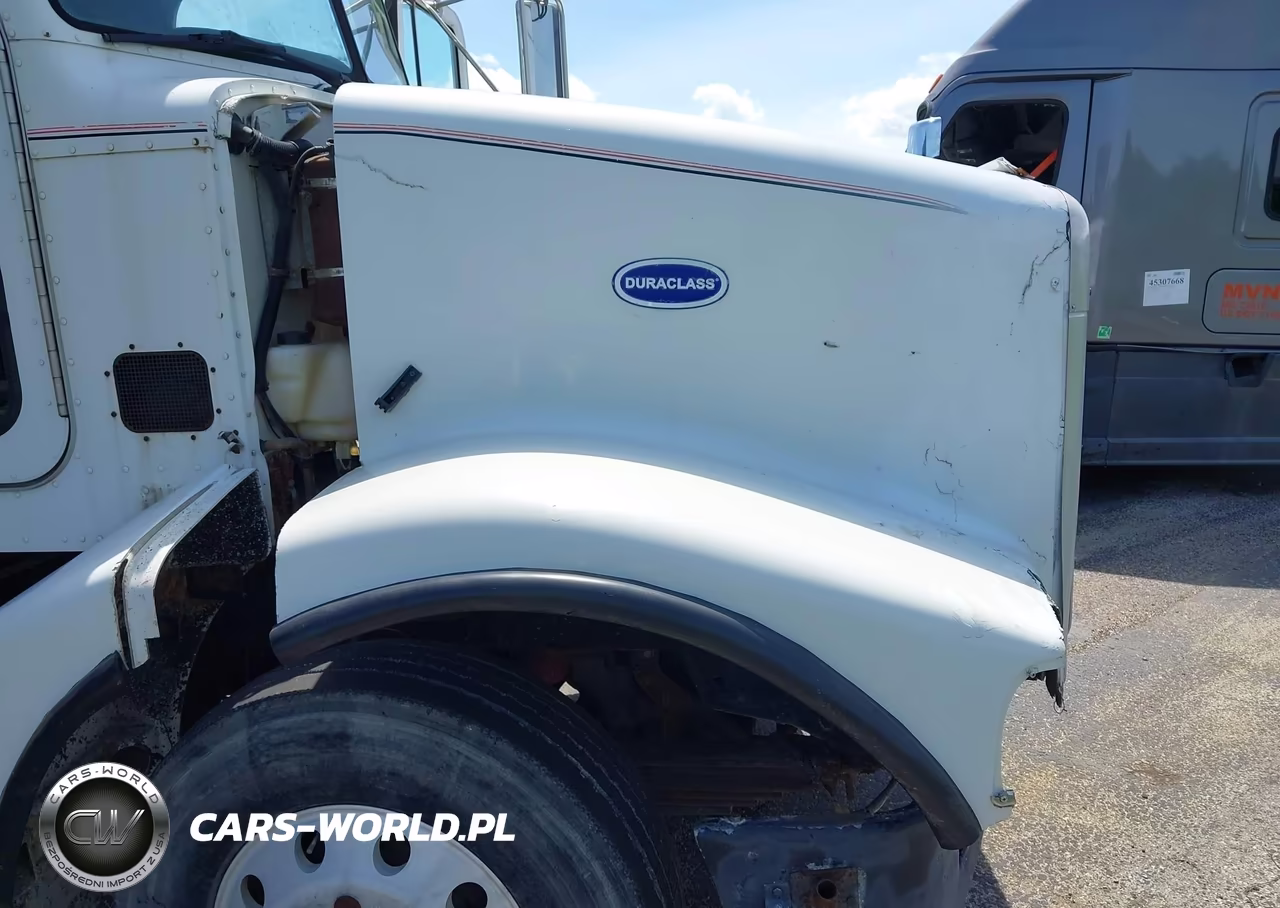 2000 Peterbilt 385 VIN:1NPGLU9X3YN522433 - 11