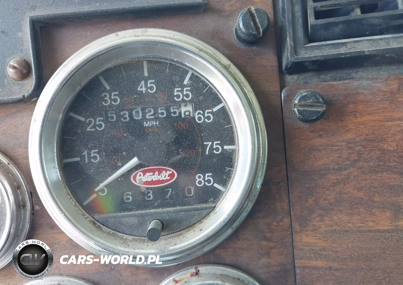 2000 Peterbilt 385 VIN:1NPGLU9X3YN522433 - 12
