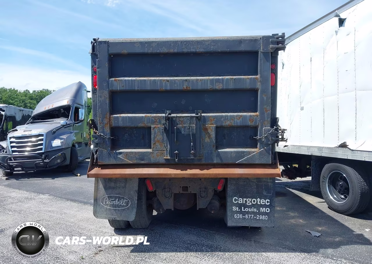 2000 Peterbilt 385 VIN:1NPGLU9X3YN522433 - 17