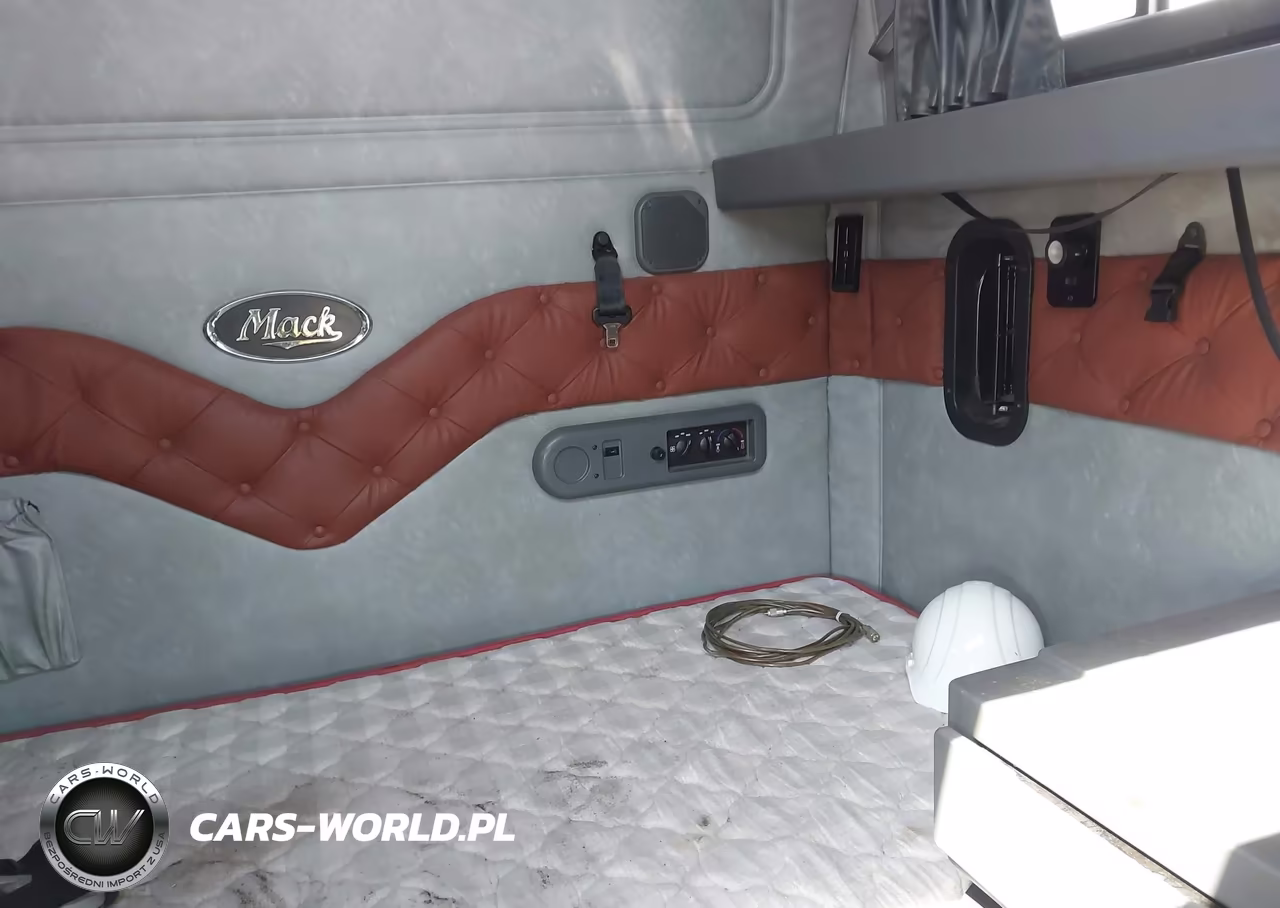 2016 Mack 600 Cxu600 VIN:1M1AW07Y7GM054638 - 17