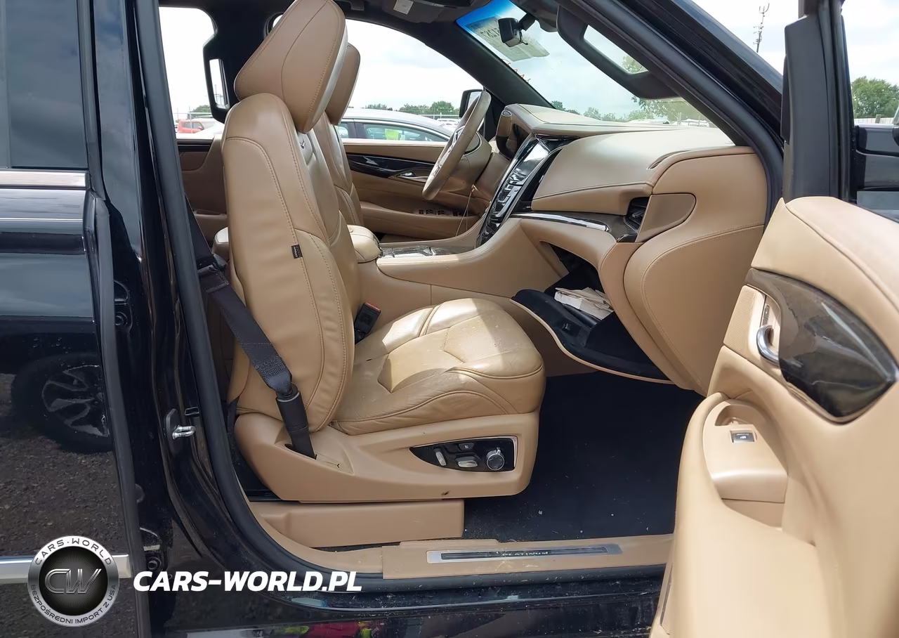 2018 Cadillac Escalade Platinum VIN:1GYS4DKJ6JR248030 - 5