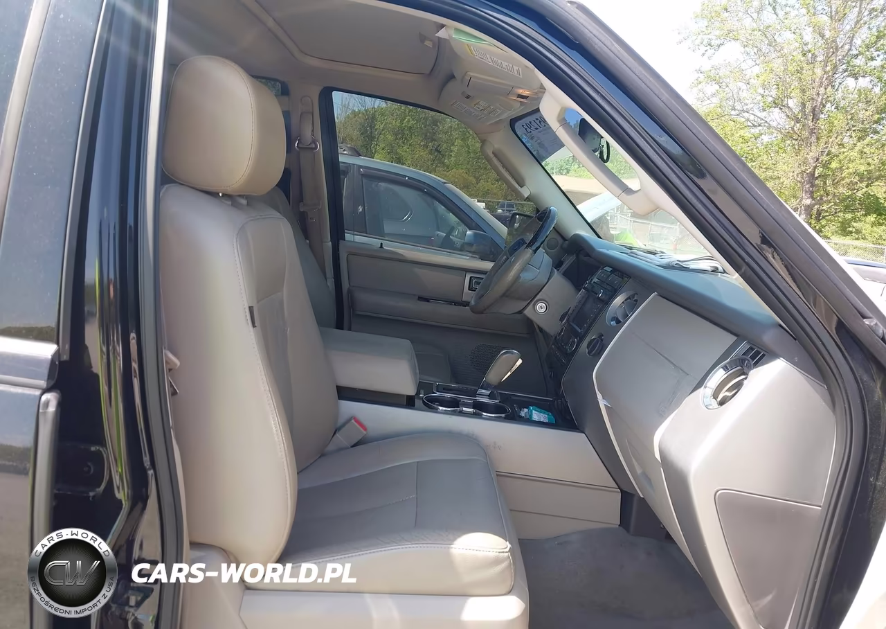 2013 Ford Expedition Limited VIN:1FMJU2A54DEF41281 - 5