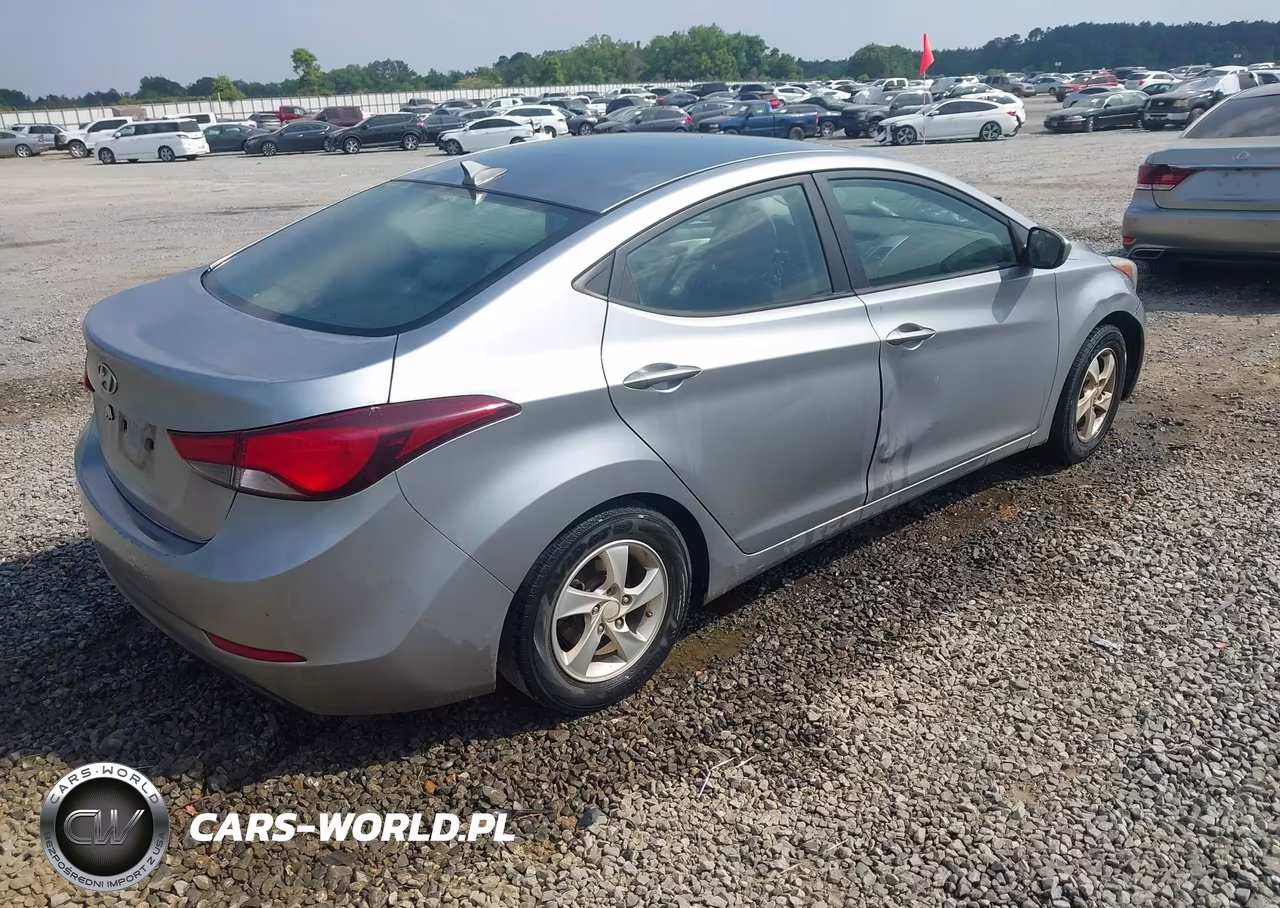 2015 Hyundai Elantra Se VIN:5NPDH4AE0FH569602 - 4