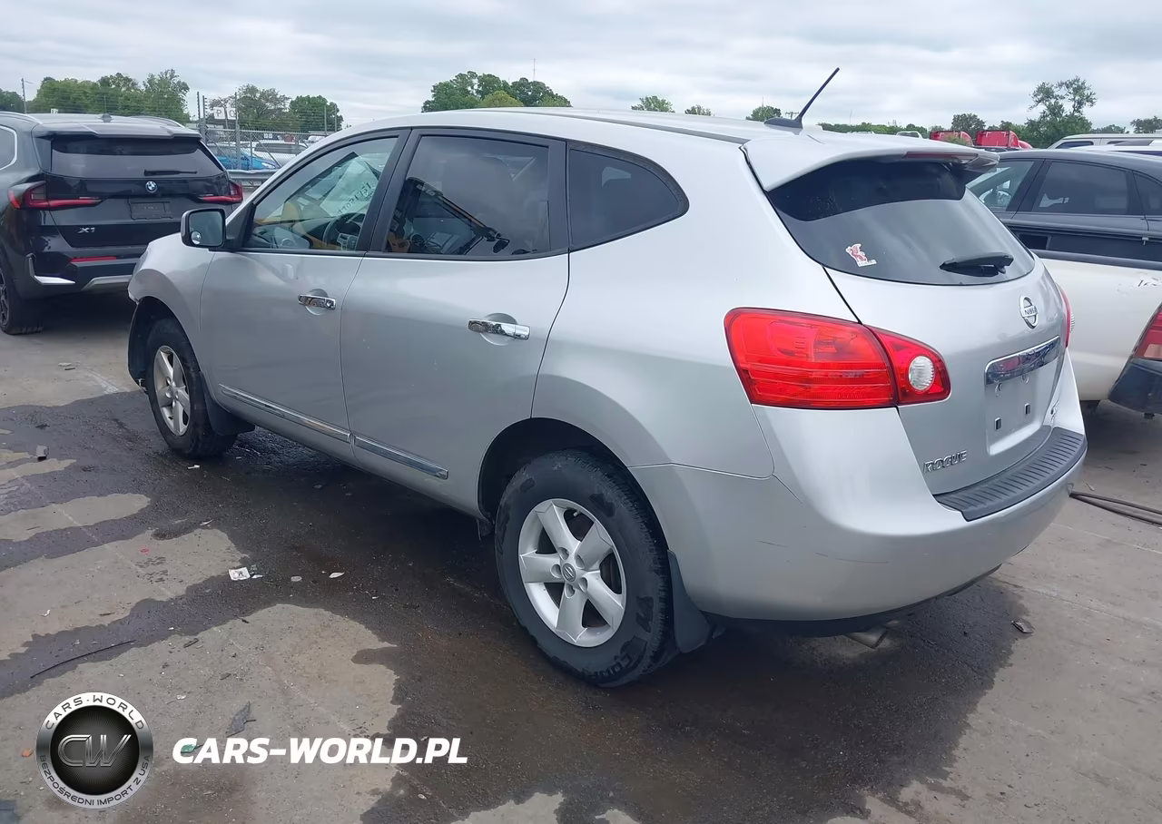 2013 Nissan Rogue S VIN:JN8AS5MV4DW603557 - 3