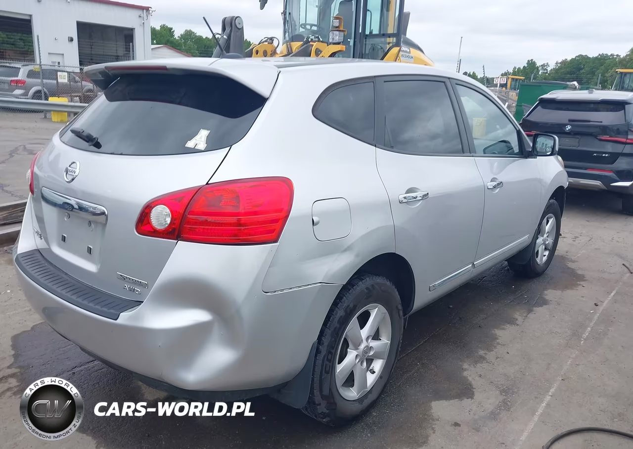 2013 Nissan Rogue S VIN:JN8AS5MV4DW603557 - 4