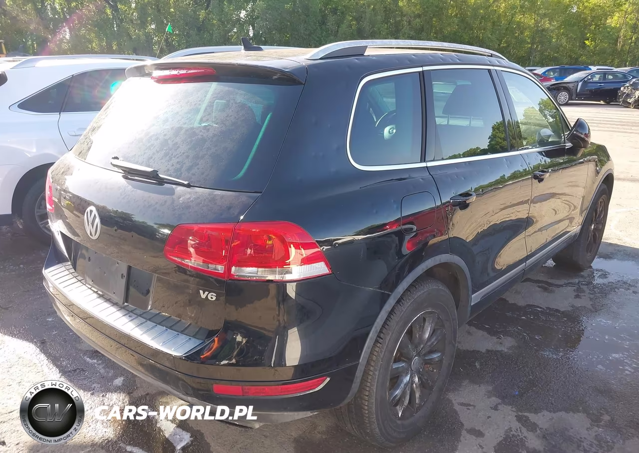 2011 Volkswagen Touareg Vr6 Sport VIN:WVGFF9BP1BD003598 - 4