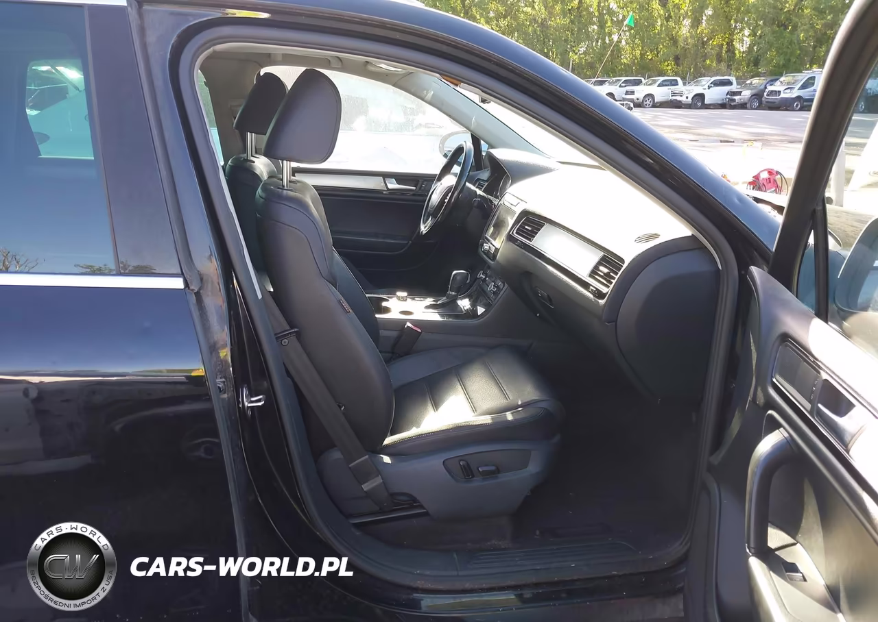 2011 Volkswagen Touareg Vr6 Sport VIN:WVGFF9BP1BD003598 - 5