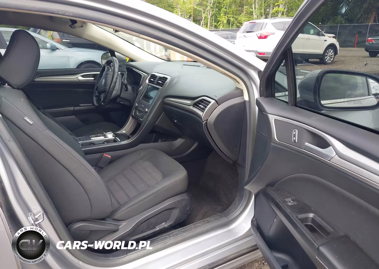 2020 Ford Fusion Se VIN:3FA6P0HD4LR184043 - 5
