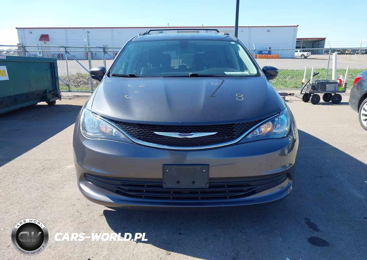 2020 Chrysler Voyager Lxi VIN:2C4RC1DG1LR257433 - 12