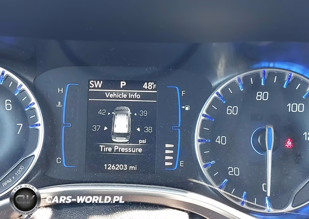 2020 Chrysler Voyager Lxi VIN:2C4RC1DG1LR257433 - 15