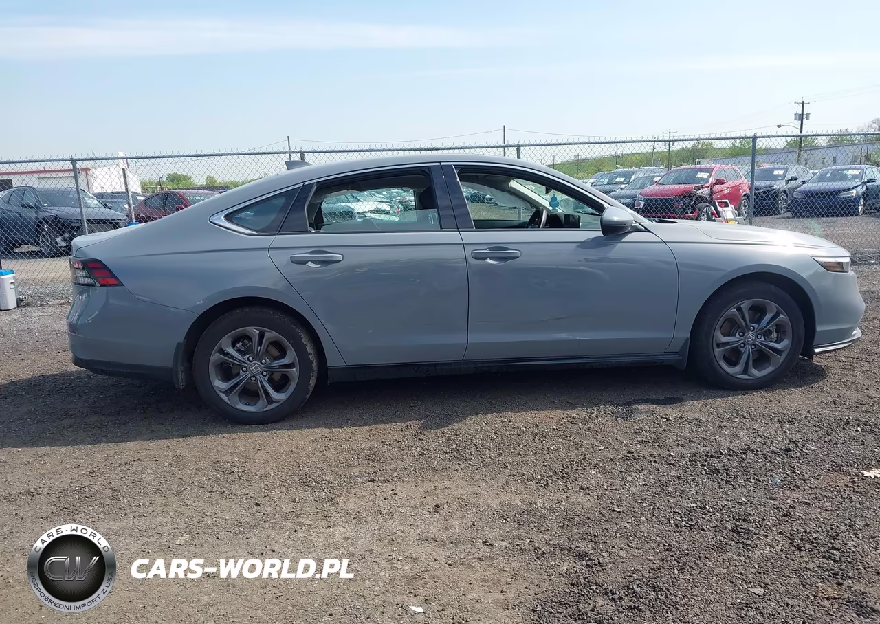 2025 Honda Accord Hybrid Ex-L VIN:1HGCY2F6XSA083397 - 13