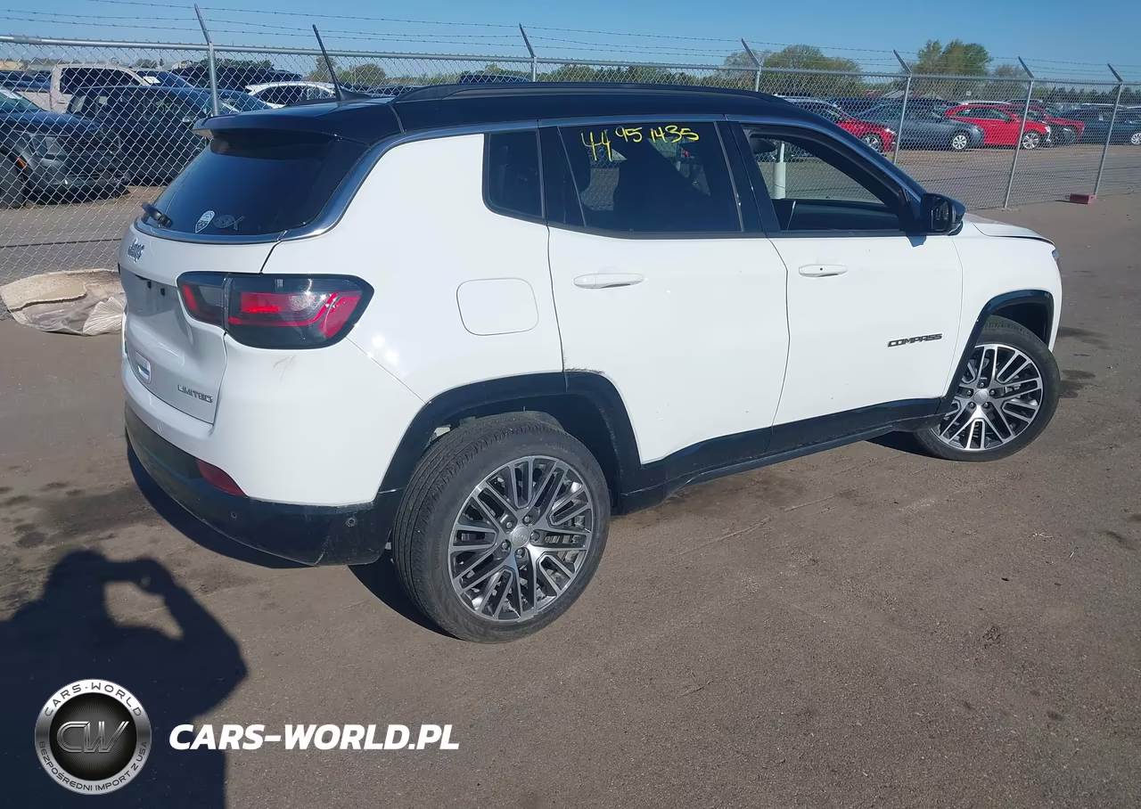 2024 Jeep Compass Limited 4X4 VIN:3C4NJDCN1RT584104 - 4