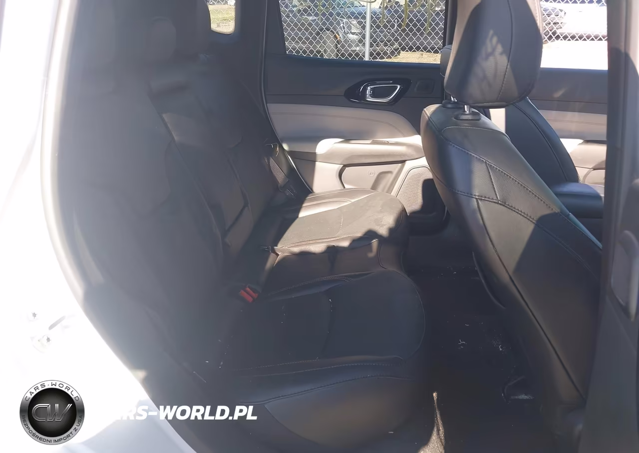 2024 Jeep Compass Limited 4X4 VIN:3C4NJDCN1RT584104 - 8