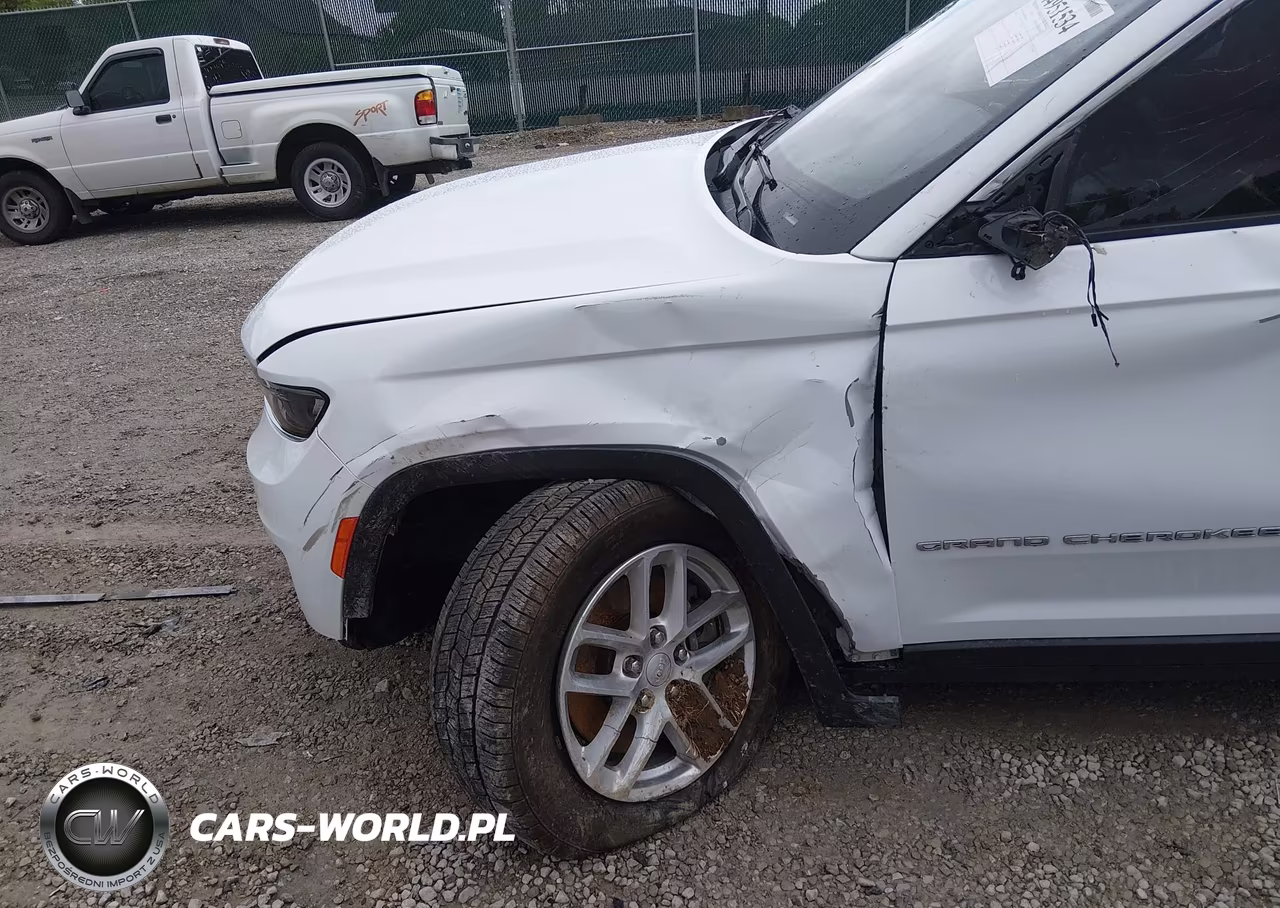 2021 Jeep Grand Cherokee L Laredo 4X4 VIN:1C4RJKAG2M8146578 - 6