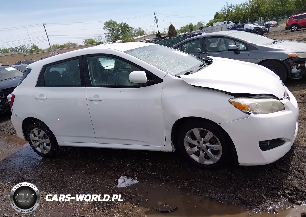 2013 Toyota Matrix S VIN:2T1LE4EE2DC023012 - 13