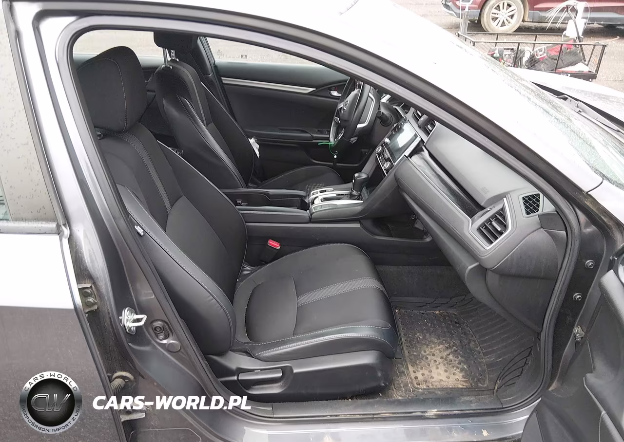 2020 Honda Civic Sport VIN:2HGFC2F82LH529610 - 5