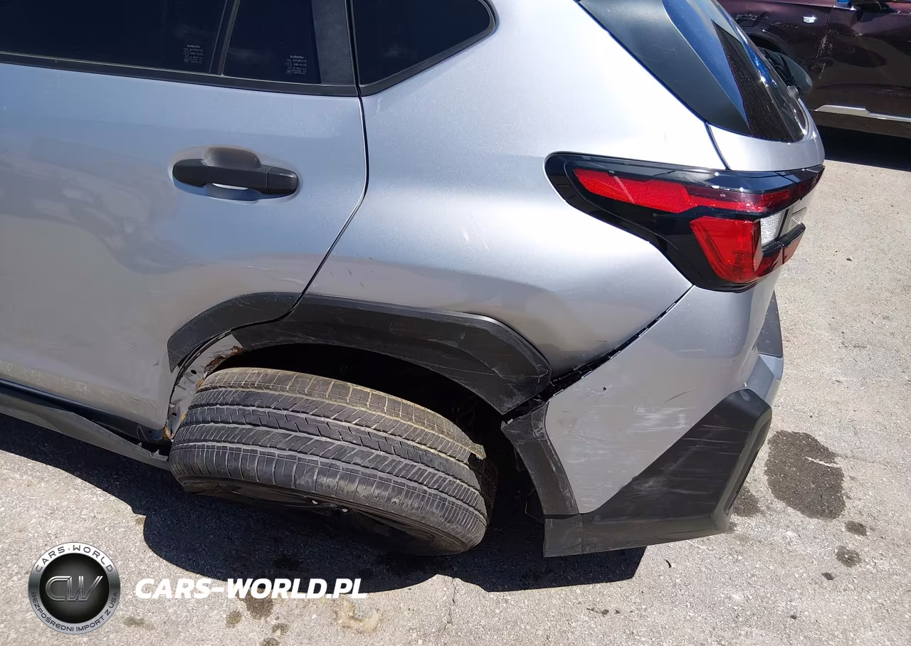 2025 Subaru Crosstrek VIN:JF2GUABC1S8250983 - 6