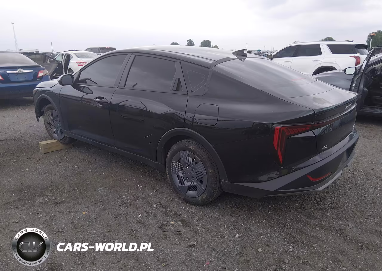 2025 Kia K4 Lx VIN:3KPFT4DE8SE211228 - 3