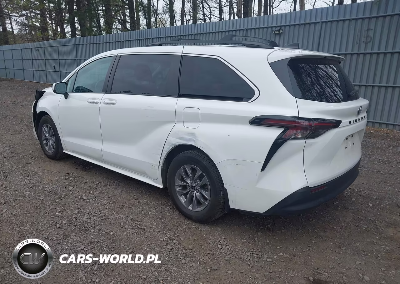 2023 Toyota Sienna Le VIN:5TDKRKEC0PS143843 - 3
