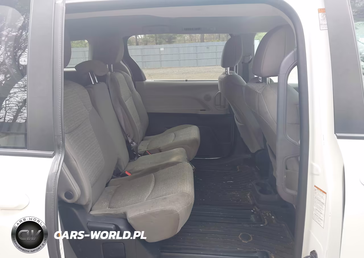 2023 Toyota Sienna Le VIN:5TDKRKEC0PS143843 - 8