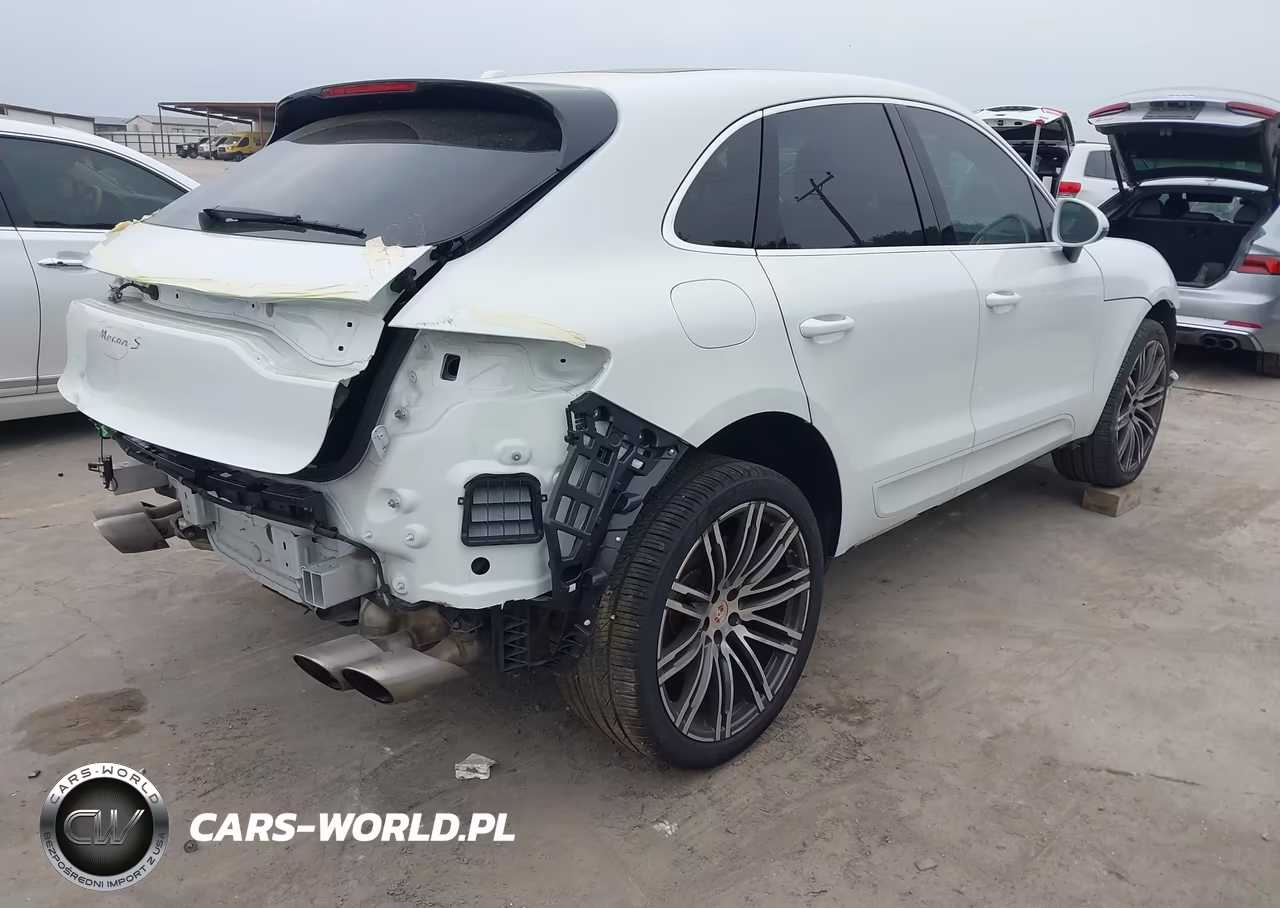 2020 Porsche Macan S VIN:WP1AB2A57LLB32842 - 4