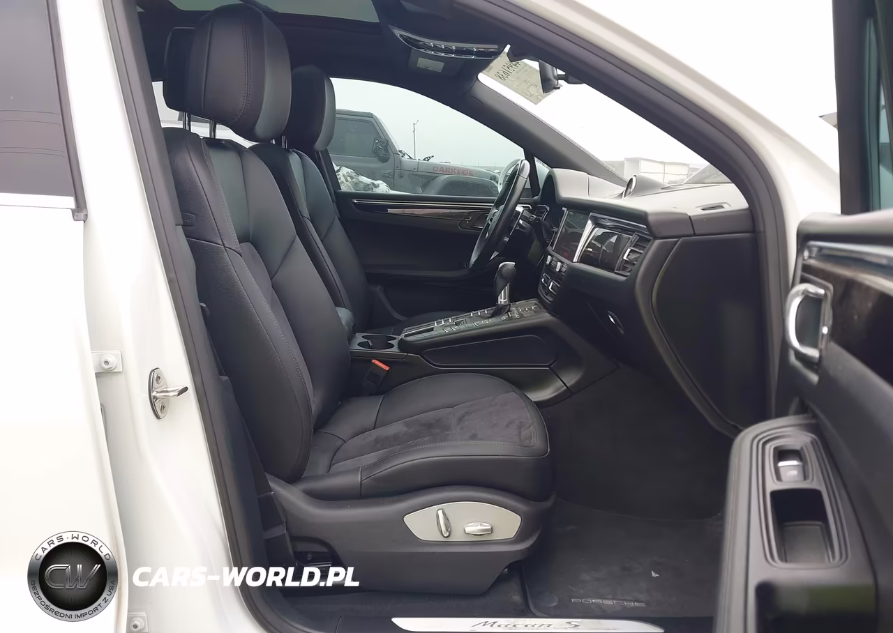 2020 Porsche Macan S VIN:WP1AB2A57LLB32842 - 5