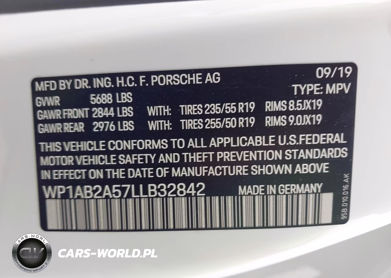 2020 Porsche Macan S VIN:WP1AB2A57LLB32842 - 9